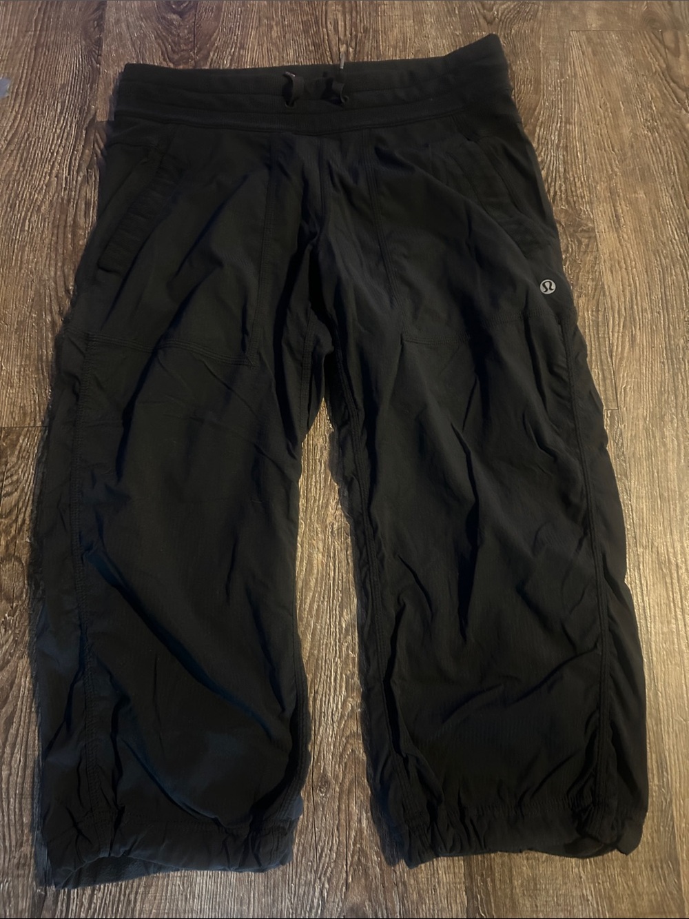 Lululemon Black Cropped Active Pants
